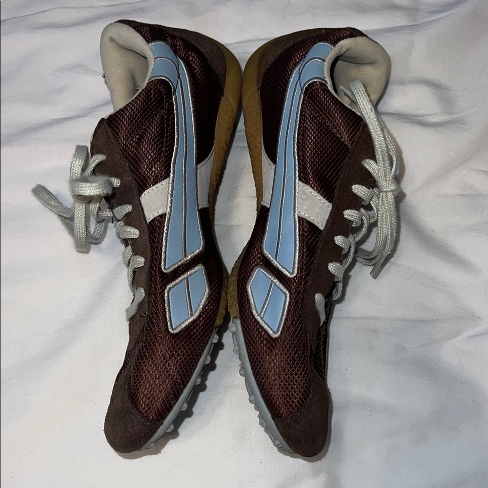 Women’s Vintage LA Gear Sneakers - Picture 7 of 9